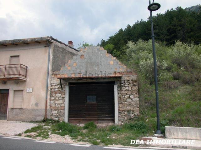 Rustico in vendita a San Potito, Ovindoli