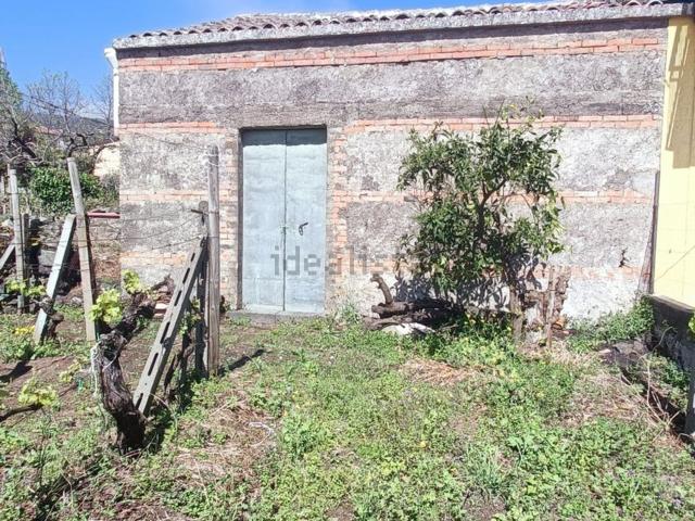 Rustico in vendita a Santa Venerina, Sicilia