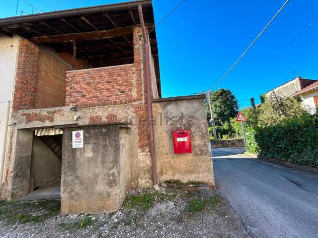 Rustico in vendita a Gornate Olona, Lombardia