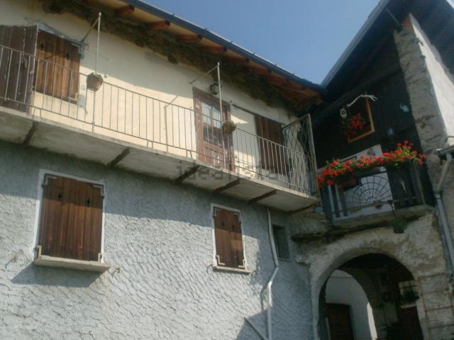 Rustico in vendita a Comunità Montana Valli del Verbano, Maccagno