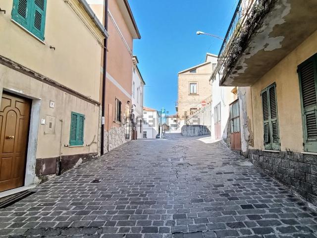 Rustico in vendita a Castel Frentano, Abruzzo