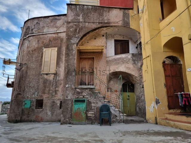 Rustico in vendita a Lettere, Campania