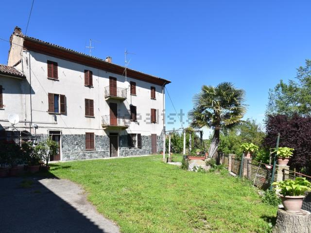 Rustico in vendita a Piemonte, Asti