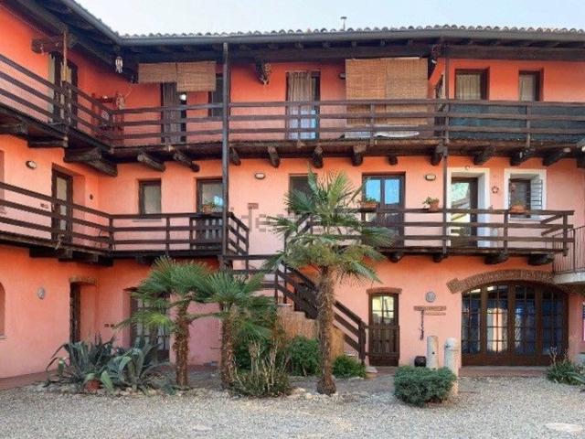 Rustico in vendita a Gaggiolo, Piemonte