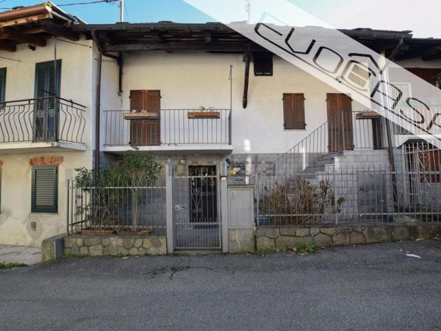 Rustico in vendita a Famolasco, Piemonte