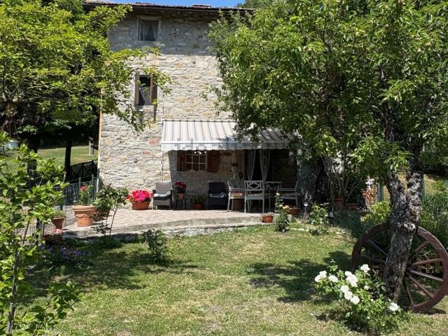 Rustico in vendita a Firenzuola, Toscana