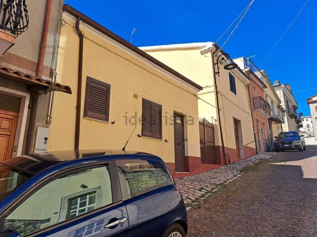 Rustico in vendita a Duronia, Molise