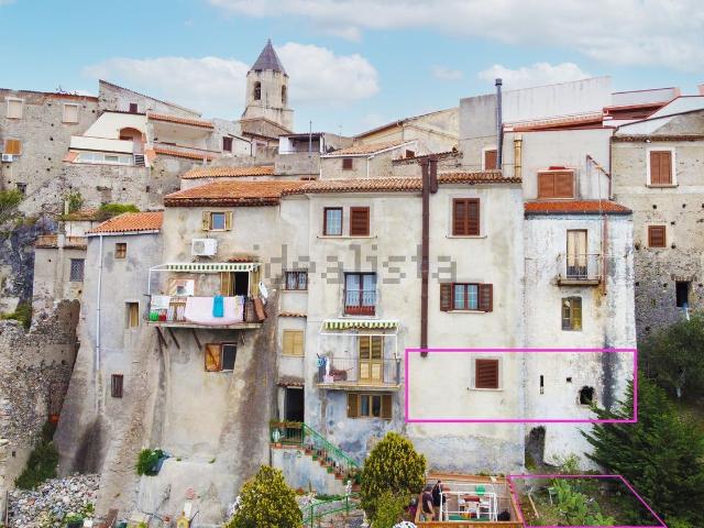 Rustico in vendita a Centro Storico, Calabria