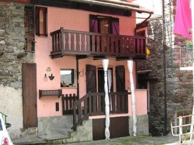 Rustico in vendita a Brugarolo, Cravagliana