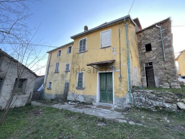 Rustico in vendita a Bardi, Reggio Emilia