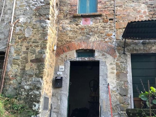 Rustico in vendita a Unione dei comuni Media Valle del Serchio, Benabbio