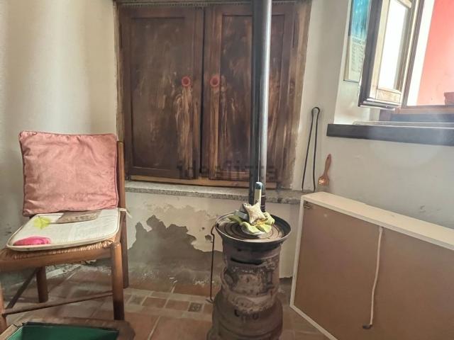 Rustico in vendita a Foresto Sparso, Lombardia