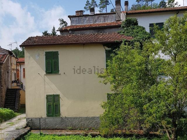 Rustico in vendita a Riccò Del Golfo, Liguria
