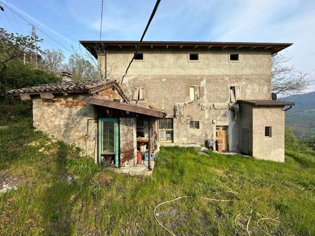 Rustico in vendita a Unione dei comuni del Frignano, Pavullo Nel Frignano