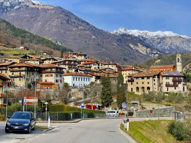 Rustico in vendita a Comunità Alto Garda e Ledro, Tenno