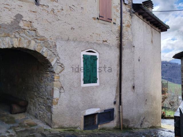 Rustico in vendita a Unione dell'Appennino Bolognese, San Benedetto Val Di Sambro