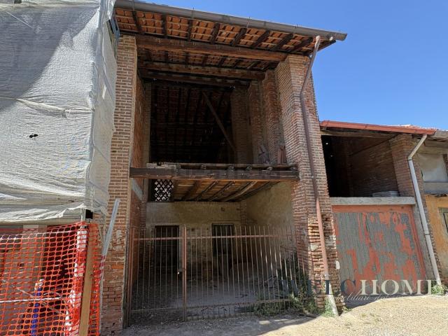 Rustico in vendita a Arluno, Lombardia