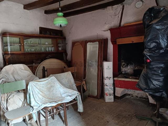 Rustico in vendita a Velo Veronese, Veneto
