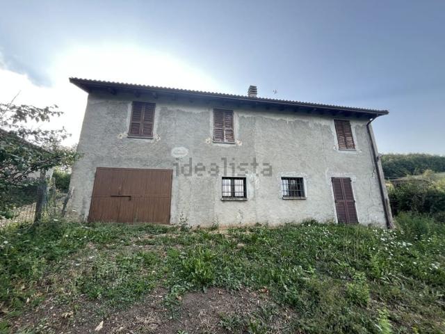 Rustico in vendita a Taverna, Bardi
