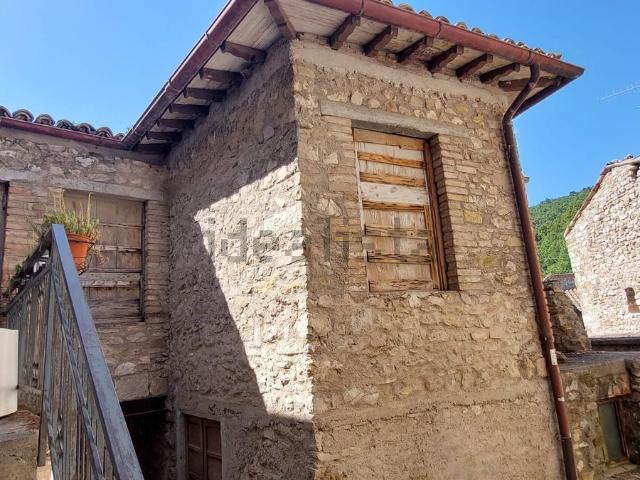 Rustico in vendita a Spoleto, Umbria