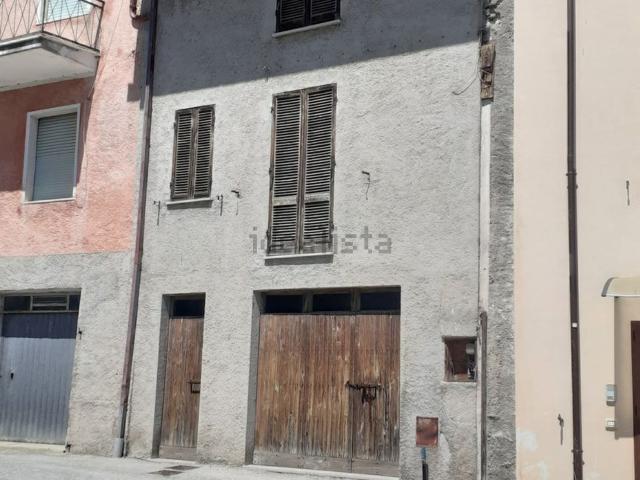 Rustico in vendita a Fosse, Foligno