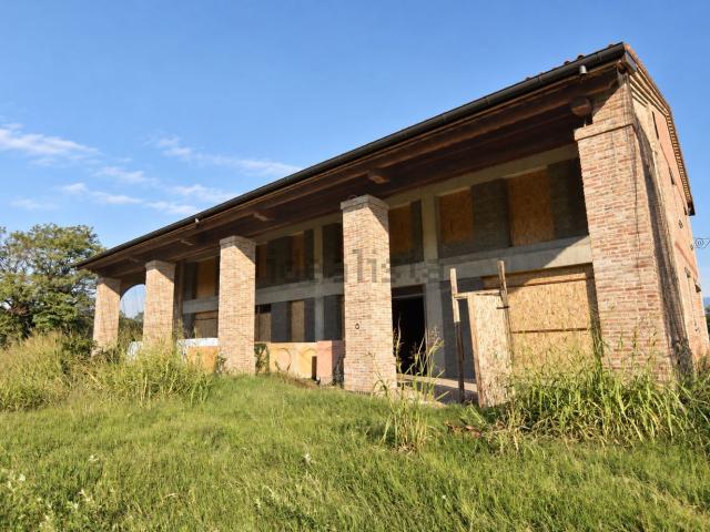 Rustico in vendita a Rossano Veneto, Vicenza