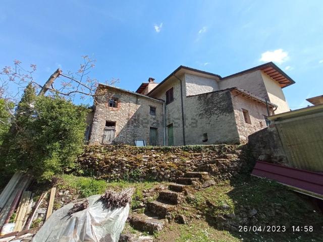 Rustico in vendita a Pieve, Camaiore