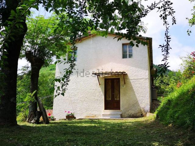 Rustico in vendita a Brentaccio, Camaiore