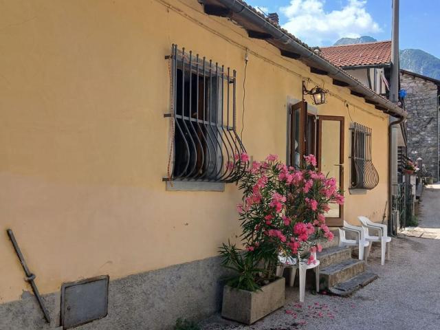 Rustico in vendita a Unione Comuni Garfagnana, Minucciano