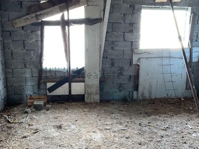 Rustico in vendita a Faedo, Lombardia