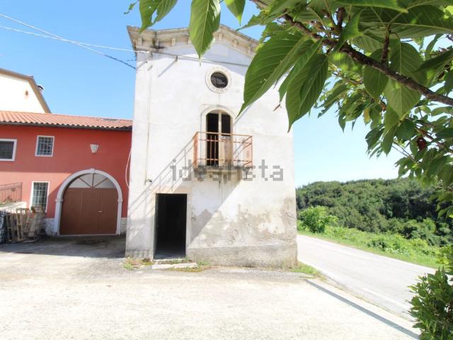 Rustico in vendita a Zovencedo, Veneto