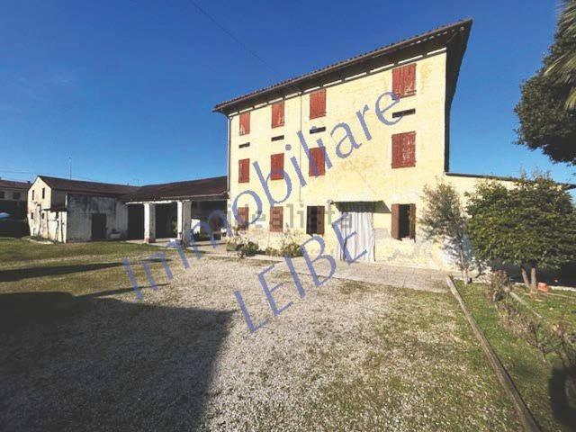 Rustico in vendita a Castelfranco Veneto, Veneto