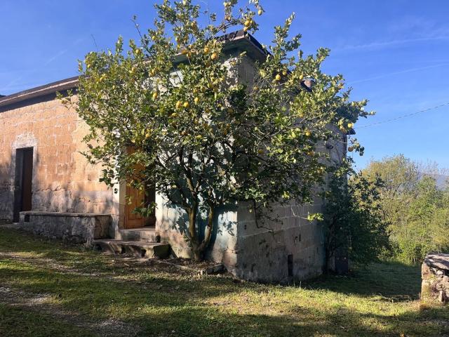 Rustico in vendita a Sant'agata De' Goti, Campania