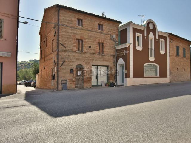 Rustico in vendita a Marche, Macerata