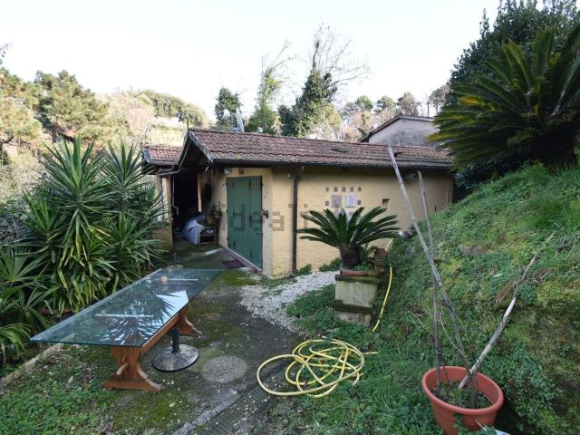 Rustico in vendita a Tonfano, Toscana