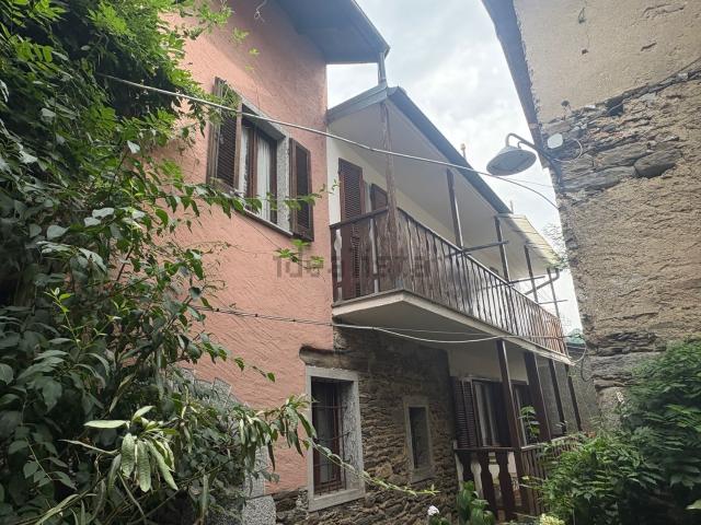 Rustico in vendita a Santino, San Bernardino Verbano