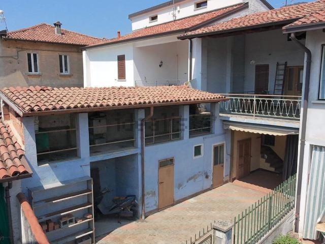 Rustico in vendita a Zurane, Provaglio d'Iseo