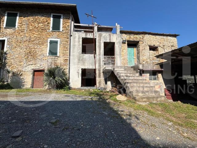 Rustico in vendita a Dolcedo, Liguria