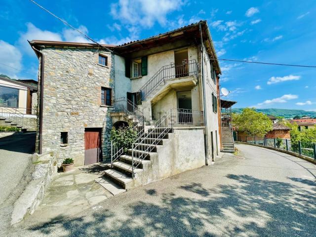 Rustico in vendita a Cascina Balzago, Bobbio