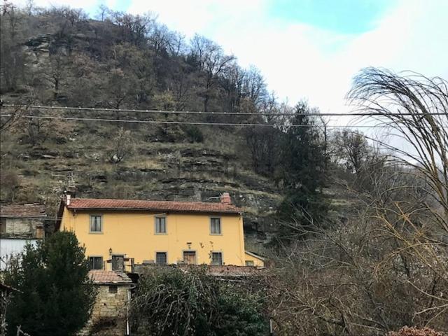 Rustico in vendita a Firenzuola, Toscana