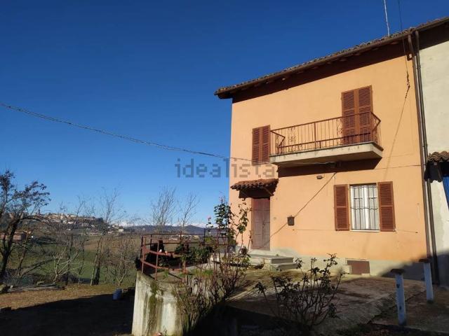Rustico in vendita a Moncalvo, Asti
