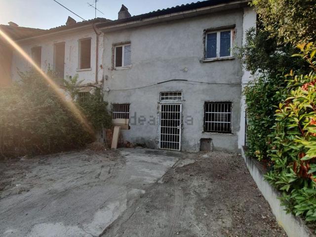 Rustico in vendita a Broni, Lombardia