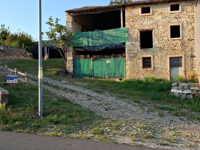Rustico in vendita a Valentini, Badia Calavena