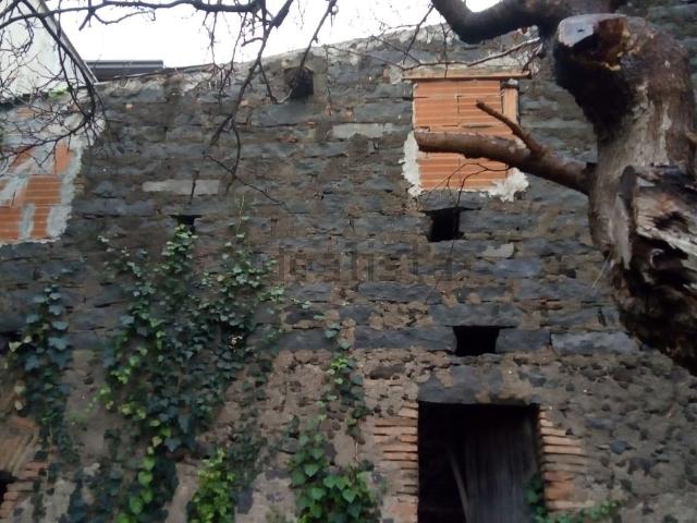 Rustico in vendita a Tremestieri Etneo, Sicilia
