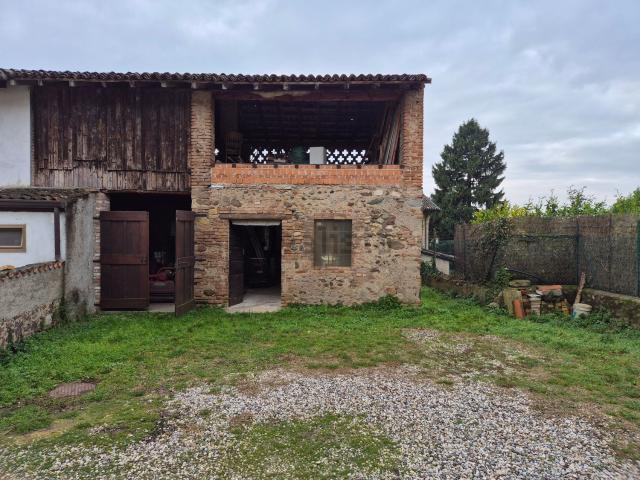Rustico in vendita a Solferino, Lombardia