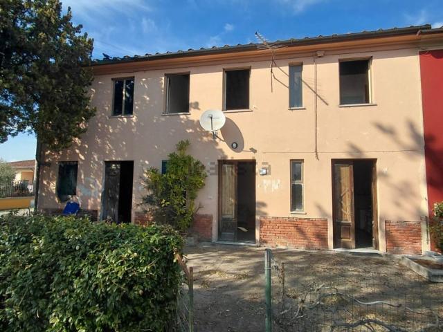 Rustico in vendita a Porcari, Lucca