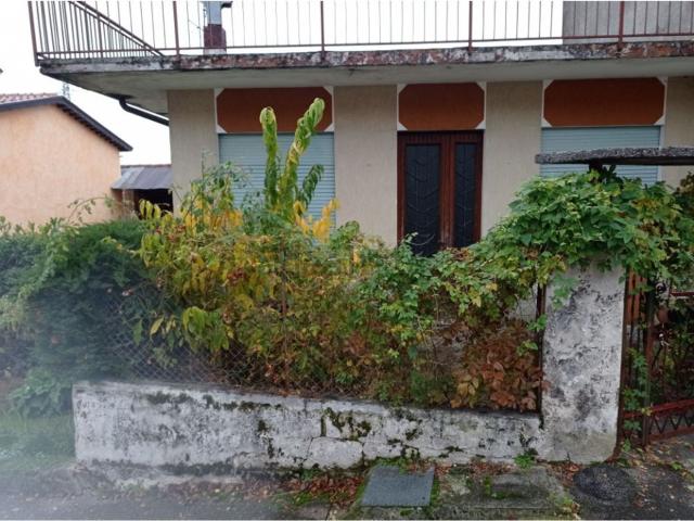 Rustico in vendita a Chiuppano, Veneto