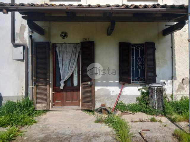 Rustico in vendita a Badia Pavese, Lombardia