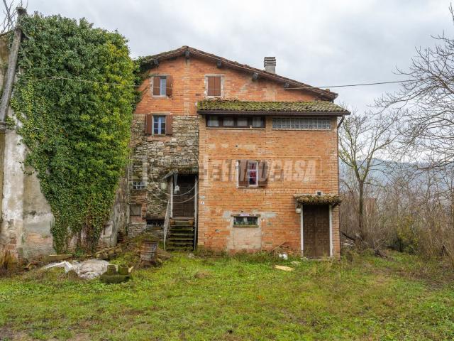 Rustico in vendita a Tresinaro - Secchia, Re