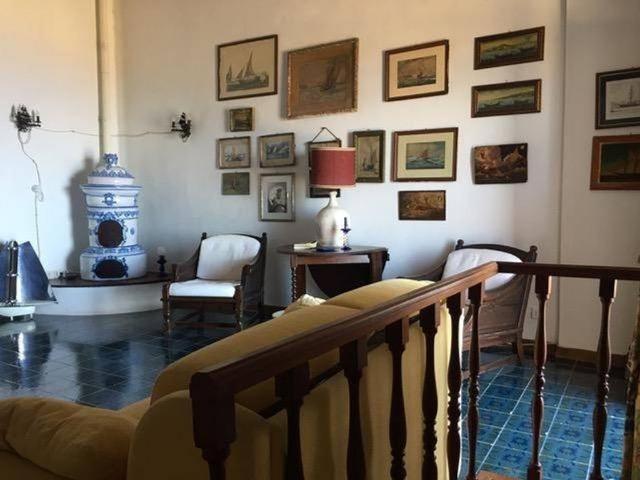Villa Indipendente in vendita a Isola del Giglio, Giglio Porto